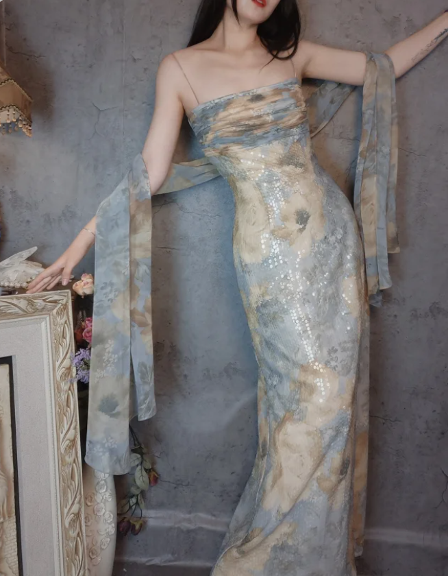 Vintage Fitted Spaghetti Strap Sequined Long Prom Dresses Evening Dresses