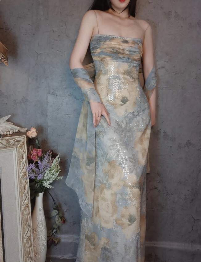 Vintage Fitted Spaghetti Strap Sequined Long Prom Dresses Evening Dresses