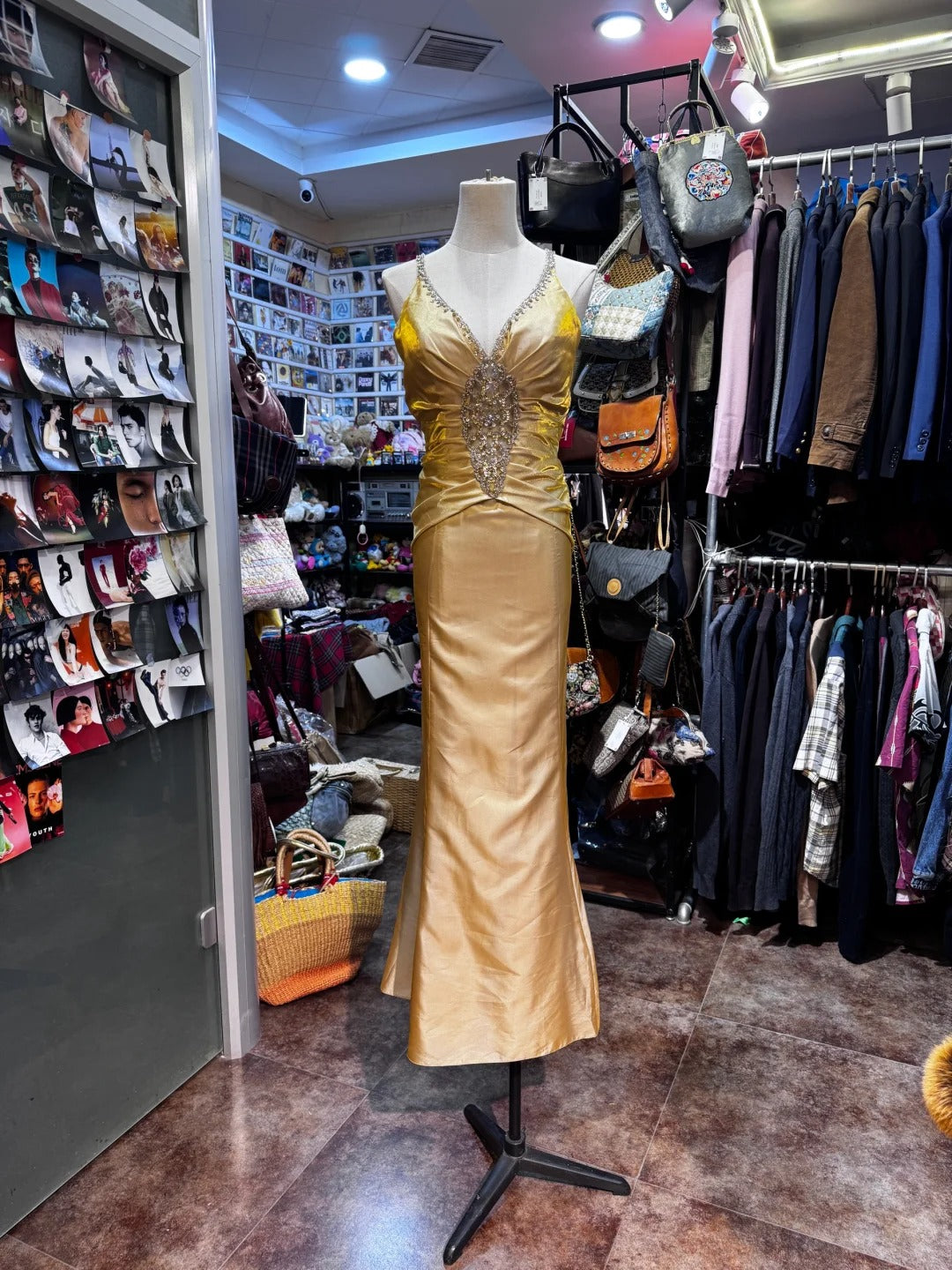 Vintage Gold Mermaid V-Neck Sequined Satin Long Prom Dresses Evening Dresses Secondary image
