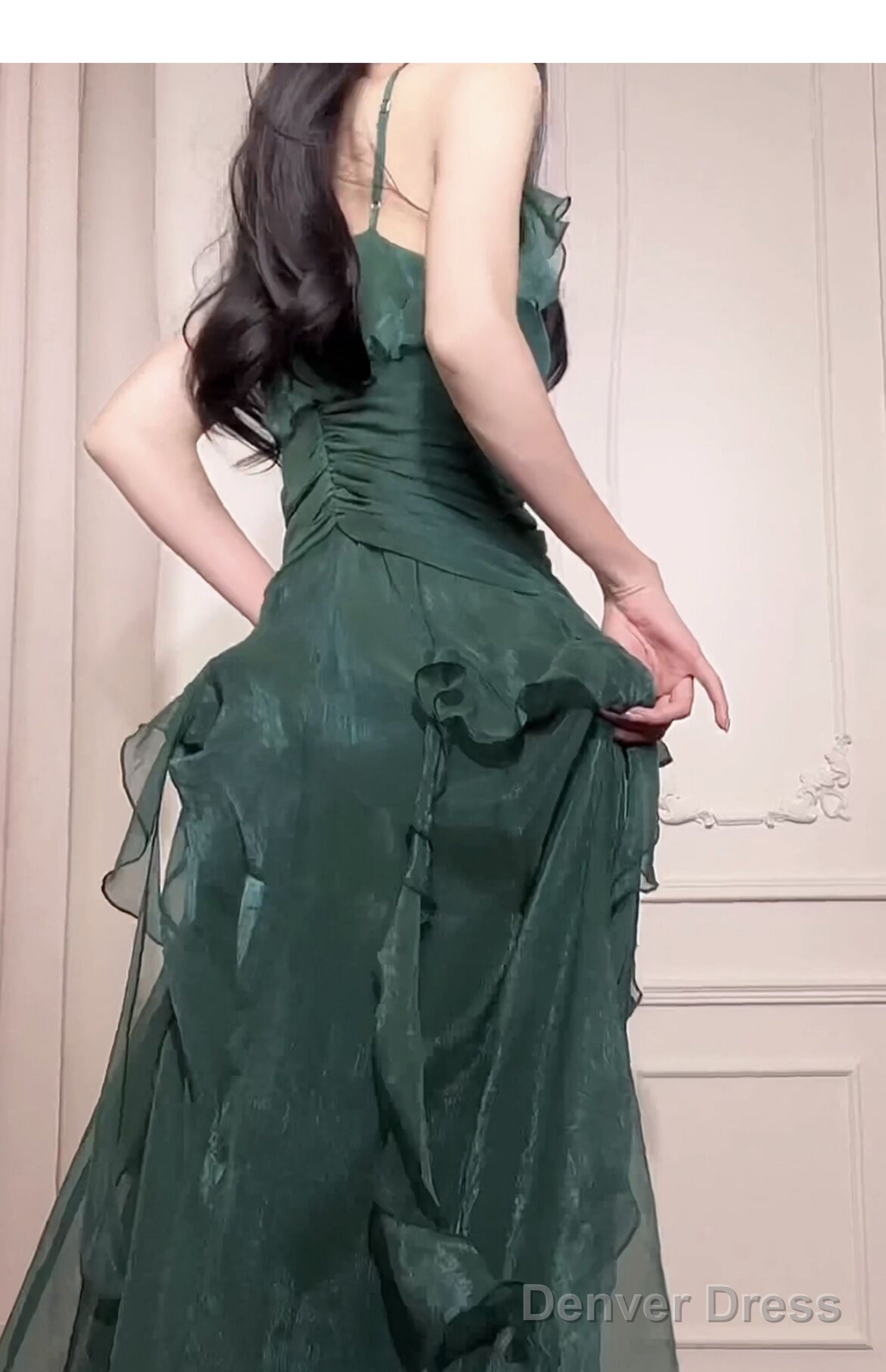 Vintage Green A Line Spaghetti Strap Chiffon Long Prom Dresses V Neck Layered Prom Gowns