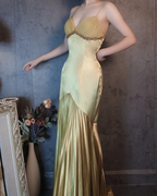Vintage Green Mermaid Deep V-Neck Pleated Satin Long Prom Dresses Evening Dresses