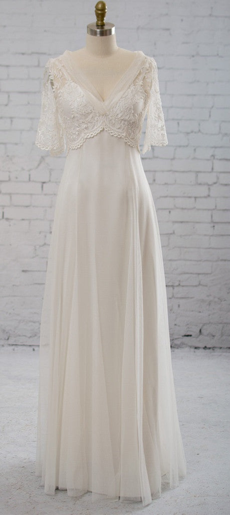 Vintage Half Sleeve V-Neck Elegant See Through Wedding Party Dresses Secondary image