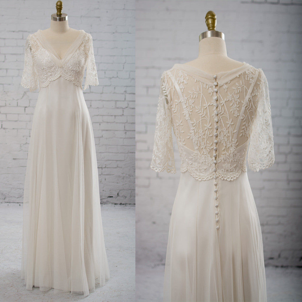 Vintage Half Sleeve V-Neck Elegant See Through Wedding Party Dresses Main image