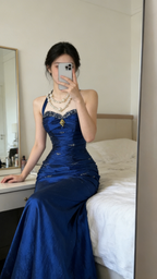 Vintage Halter Sheath Long Prom Dress Beaded Satin Blue Prom Dress Sleeveless Birthday Dresses