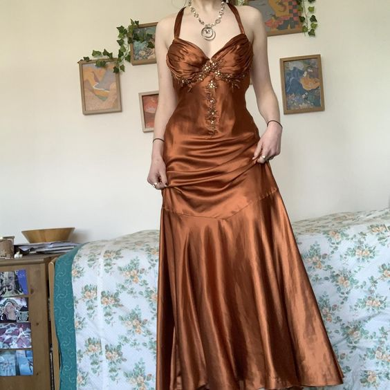Vintage Halter V Neck Beaded Appliques 90S Prom Dress Mermaid Prom Dresses