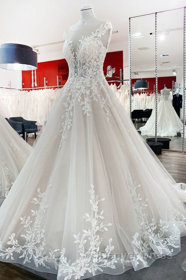 Vintage Long A Line Jewel Tulle Ruffles Wedding Dresses with Lace Appliques Secondary image