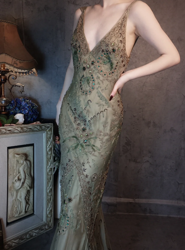 Vintage Luxury Green Mermaid Deep V-Neck Beaded Embroidered Chiffon Long Prom Dresses Evening Dresses