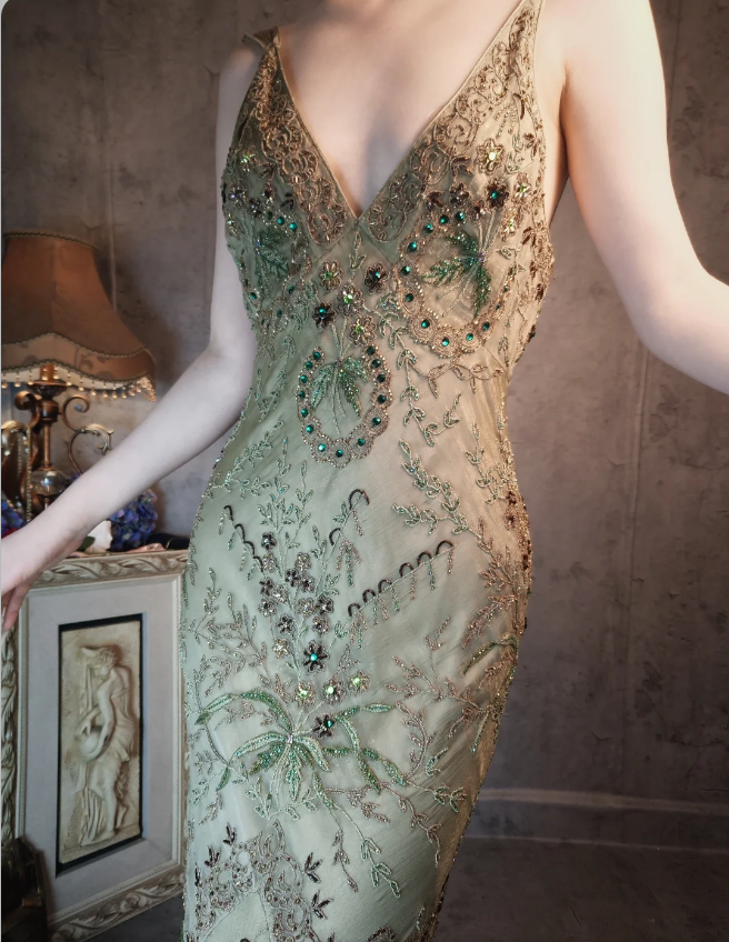 Vintage Luxury Green Mermaid Deep V-Neck Beaded Embroidered Chiffon Long Prom Dresses Evening Dresses