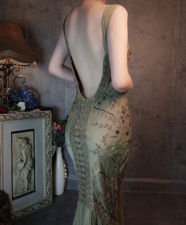 Vintage Luxury Green Mermaid Deep V-Neck Beaded Embroidered Chiffon Long Prom Dresses Evening Dresses