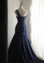 Vintage Navy Blue Mermaid One-Shoulder Satin Long Prom Dresses Evening Dresses