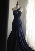 Vintage Navy Blue Mermaid One-Shoulder Satin Long Prom Dresses Evening Dresses
