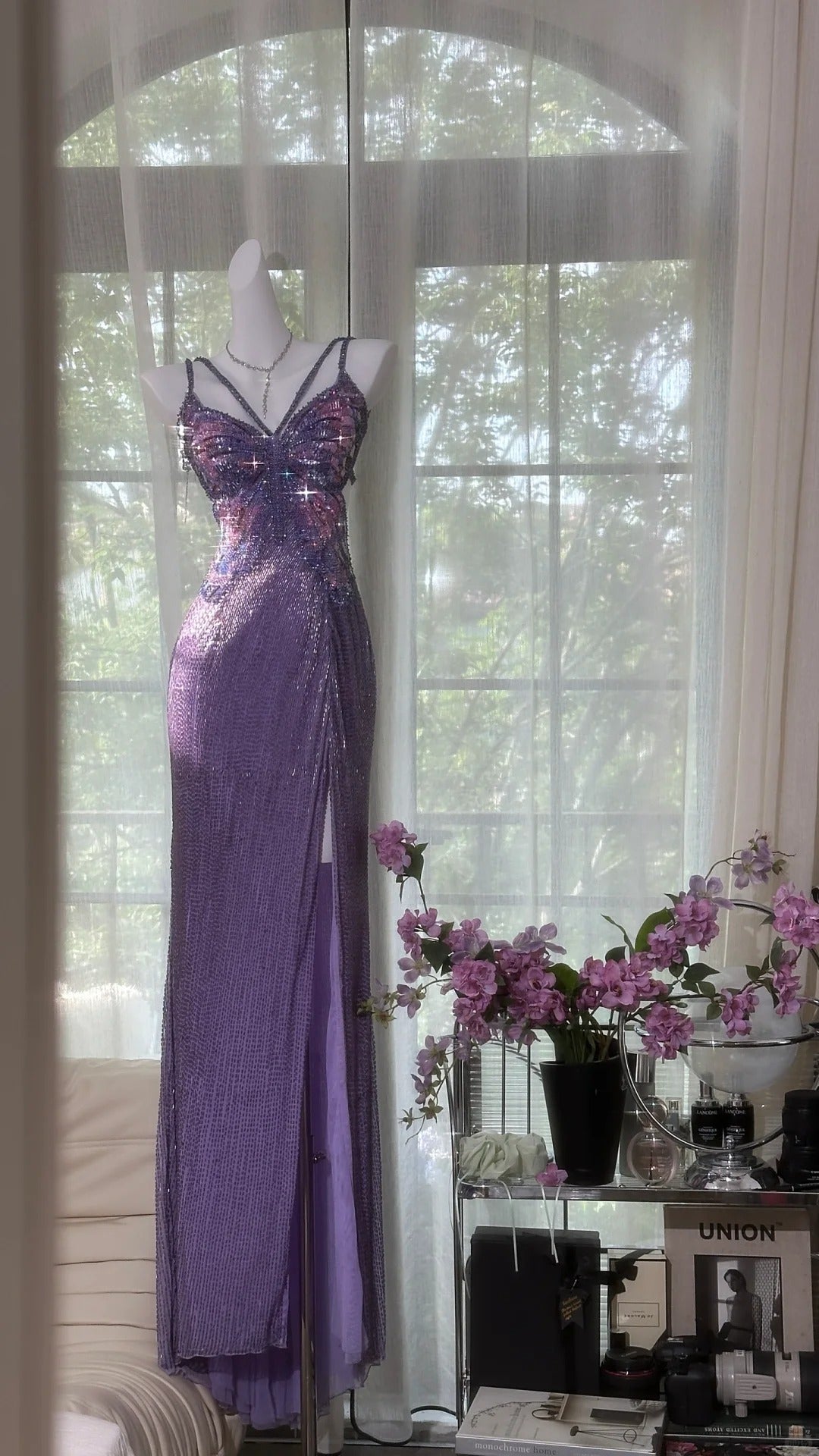 Vintage Purple Strap Chiffon Halter Back High Slit Beaded Prom Gowns Prom Dresses Main image