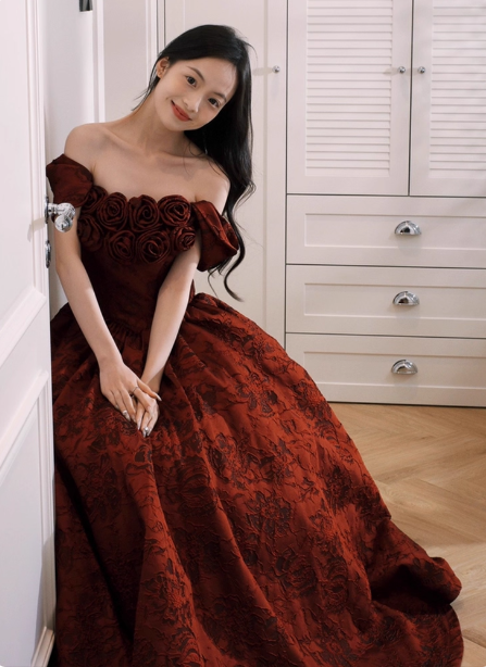 Vintage Rose Burgundy Off-The-Shoulder Jacquard Satin Long Prom Dresses Evening Dresses