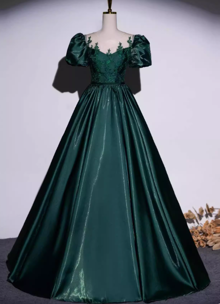 Vintage Royal Emerald Green Crew Neck A-Line Embroidered Satin Long Prom Dresses Evening Dresses
