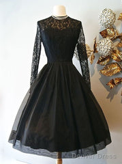Vintage Style A-Line Knee-Length Long Sleeves Black Homecoming Dress With Lace