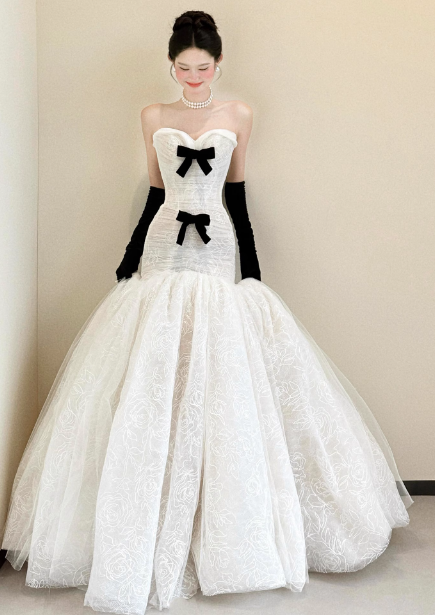 Vintage White Mermaid Sweetheart Neck Bow Lace Tulle Wedding Dresses Secondary image
