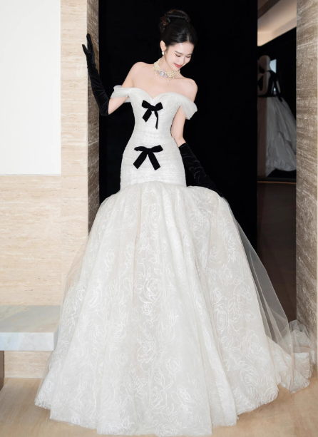 Vintage White Mermaid Sweetheart Neck Bow Lace Tulle Wedding Dresses