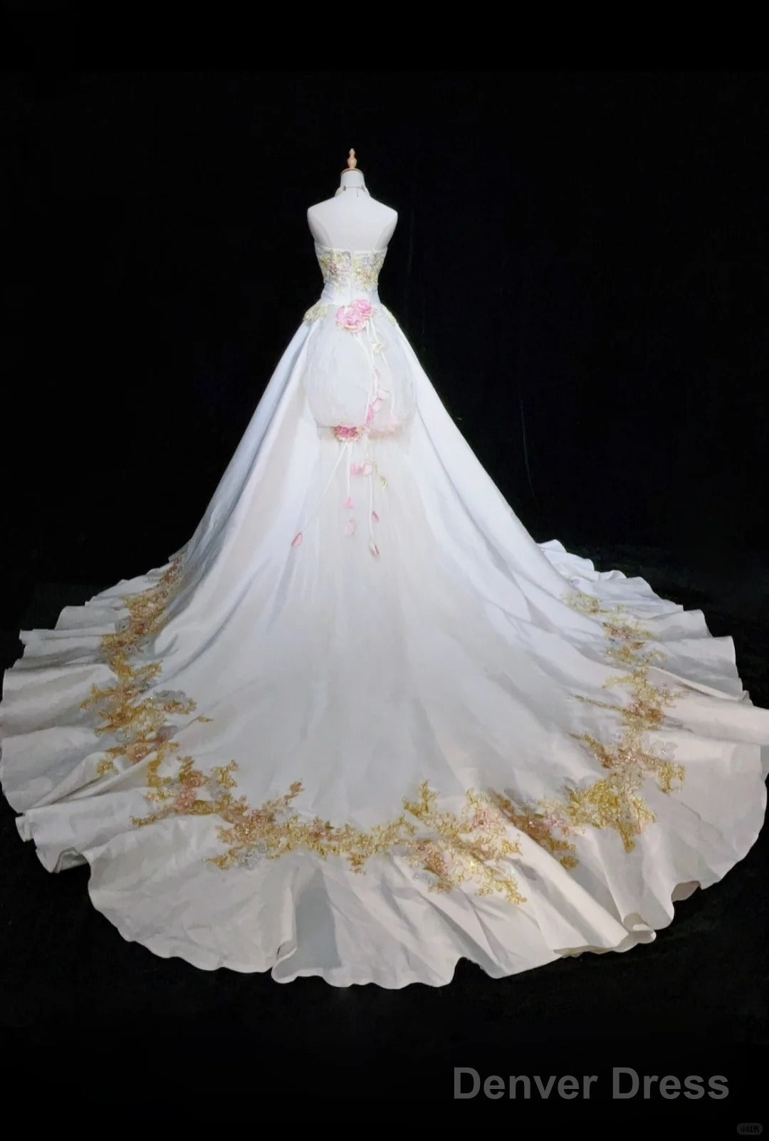 White A Line Strapless Satin Sequins Long Prom Dress Embroidered Applique Wedding Dresses