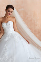 White Ball Gown Tulle Lace Appliques Sweetheart Sequins Wedding Dresses