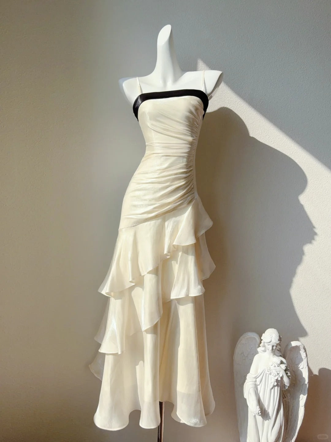 Vintage-Inspired Birthday Prom Dress Under $160 White Ruffled Layered Fairytale Graduation Prom Dresses