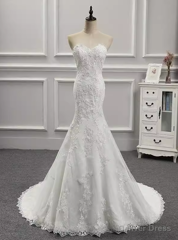 White Mermaid Lace Sweetheart Wedding Dress