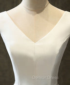 White Round Neck Satin Short Prom Dress White Homecoming Dresses