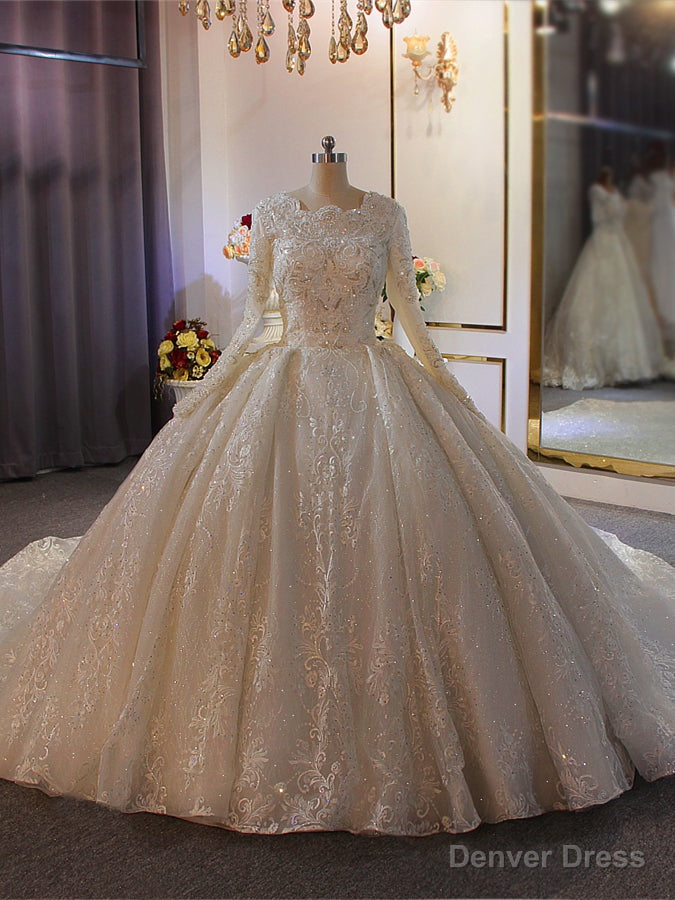 White Tulle Appliques Long Sleeve Beading Wedding Dress Main image