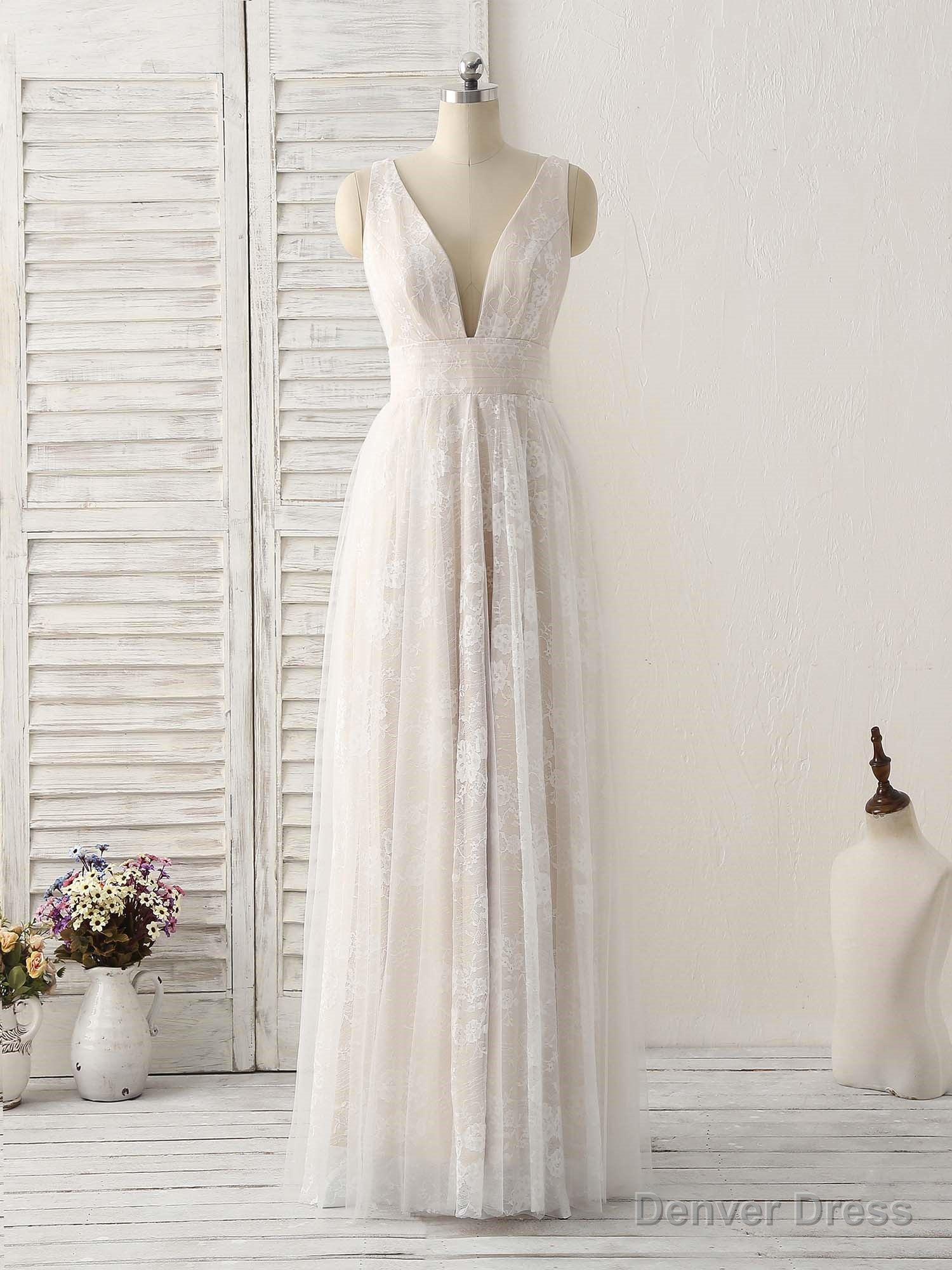 White V Neck Lace Long Prom Dress Backless Lace Evening Dress Main image