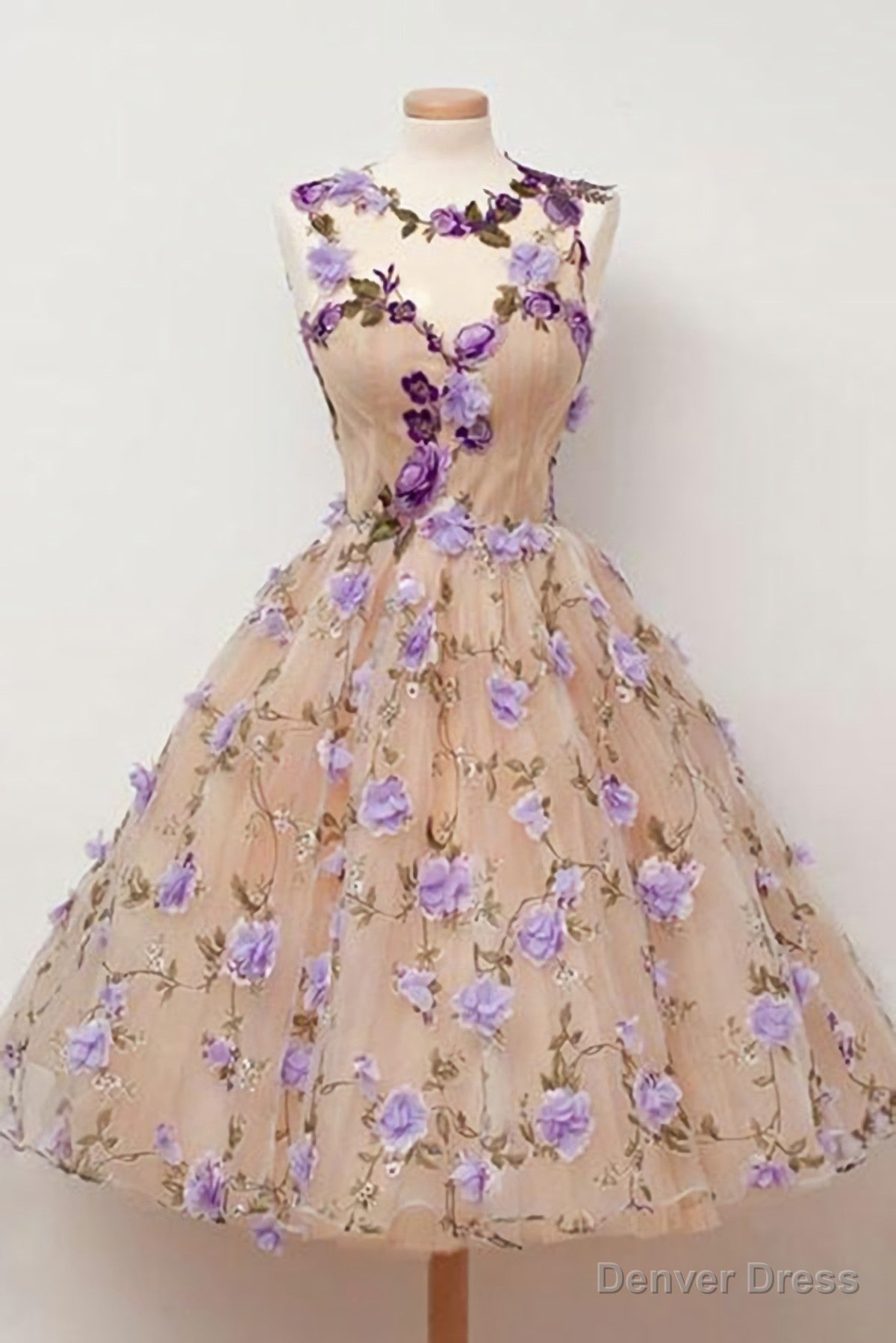 Cute A Line Round Neck Short Tulle Open Back Purple Flowers Homecoming Dresses Main image