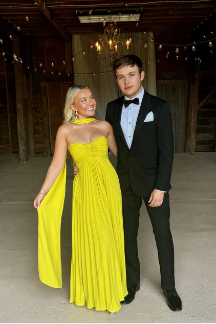 Yellow Green Fashion Simple Elegant Tube Top Off Shoulder Long Chiffon Ball Gowns Prom Dress With Scarf Secondary image