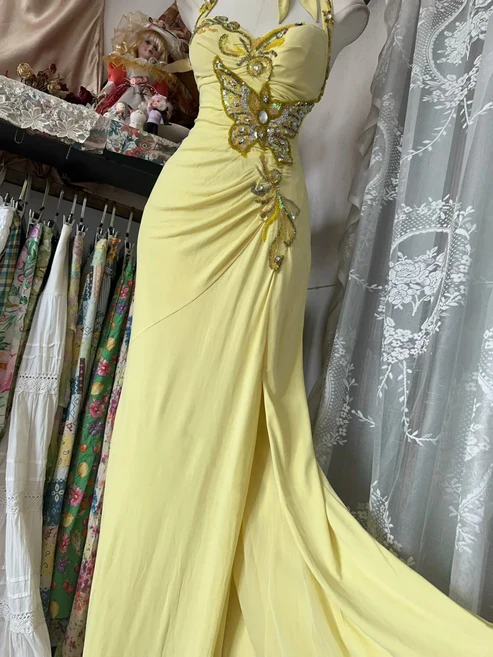 Yellow Halter Sweetheart Mermaid Vintage Long Prom Dress
