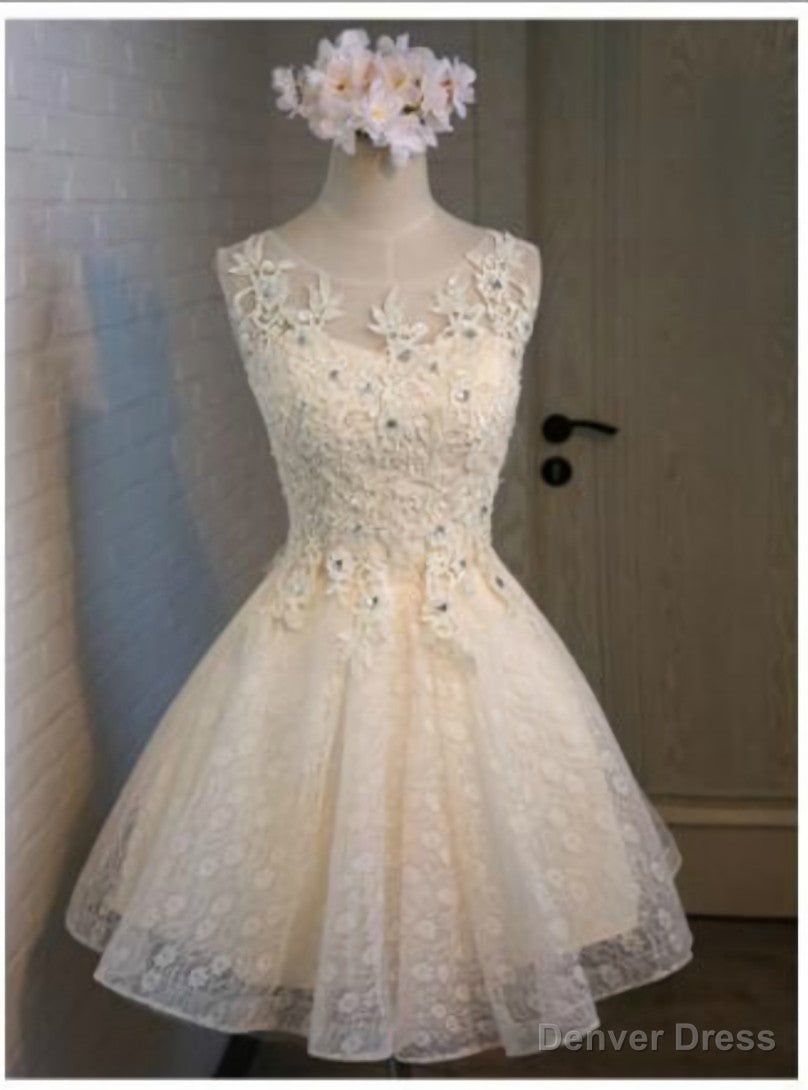 Yellow Lace Appliques Homecoming Dresses Main image