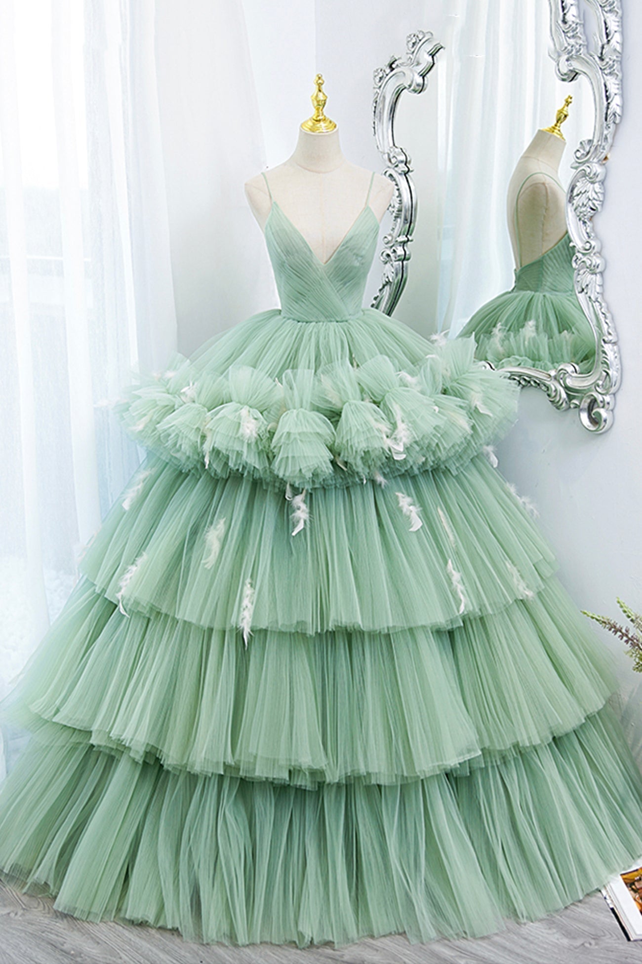 Green V-Neck Layers Tulle Long Ball Gown, A-Line Formal Gown