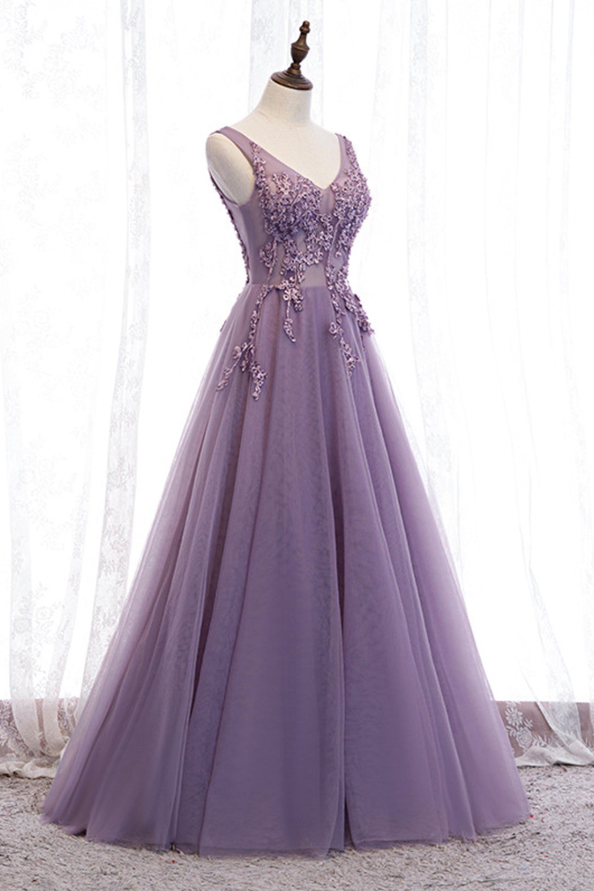 Purple V-Neck Lace Long Prom Dresses, A-Line Evening Party Dresses