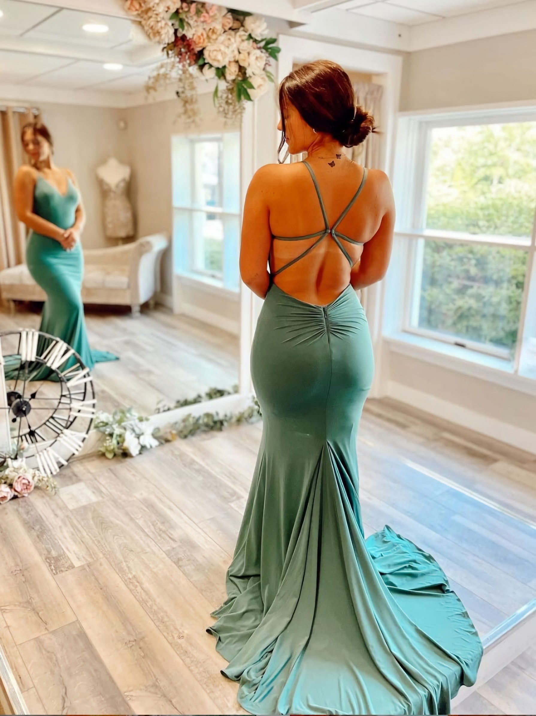 Sexy Green V Neck Mermaid Long Prom Dresses Women Formal Evening Dress