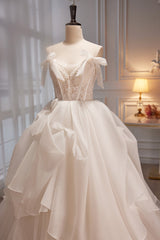 Elegant Ivory Spaghetti Straps Ball Gown with Bowknot A Line Tulle Long Prom Dresses