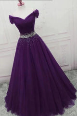 С плечом темно -пурпурное длинное вечернее платье с бусинками от плеча фиолетовых формальных выпускных платьев