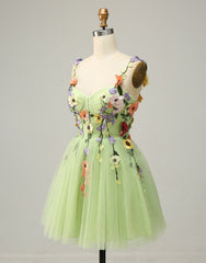 A-Line Tulle Homecoming Dress With Embroidery Flowers