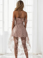 A-Line Off-the-Shoulder Short Lace Homecoming Dresses