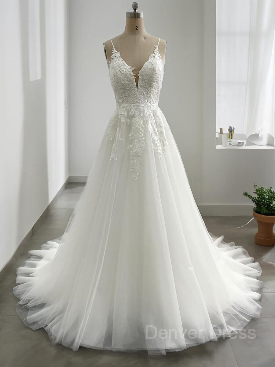 A-Line V-neck Sweep Train Tulle Wedding Dresses For Black girls With Appliques Lace