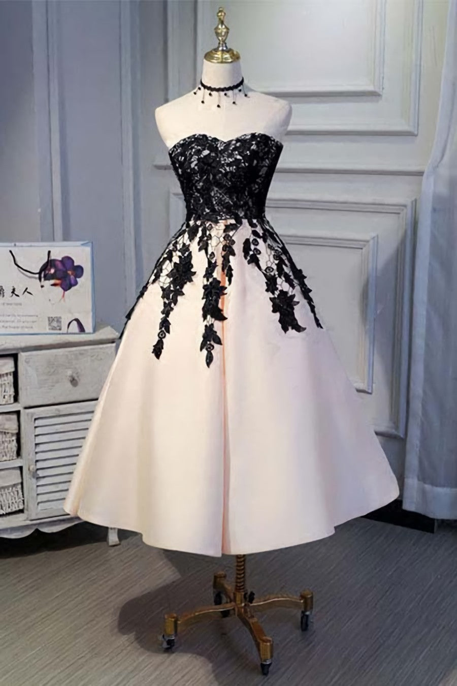 A-line Satin Short Prom Dresses For Black girls For Women,Homecoming Dress Outfits For Women with Black Lace