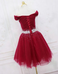 Adorable Dark Red Homecoming Dress Outfits For Women , Tulle Off the Shoulder Party Dress