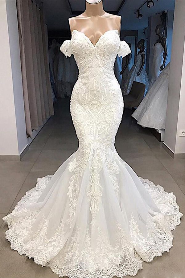 Amazing Long Mermaid Sweetheart Appliqued Lace Wedding Dress with Sleeves