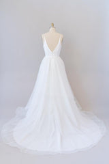 Beautiful White Long A-line V-neck Tulle Backless Wedding Dress