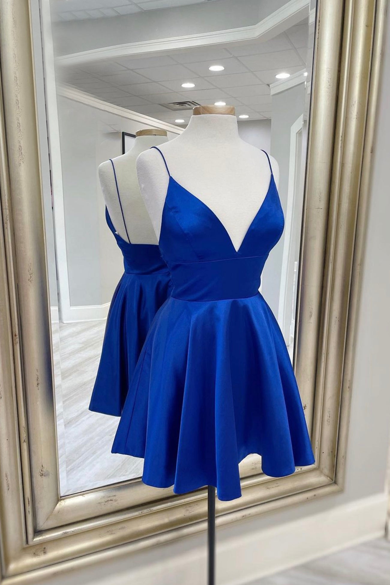 Blue V-Neck Satin Short Prom Dress Outfits For Girls,A-Line Cocktail Dresses For Black girls Short Formal