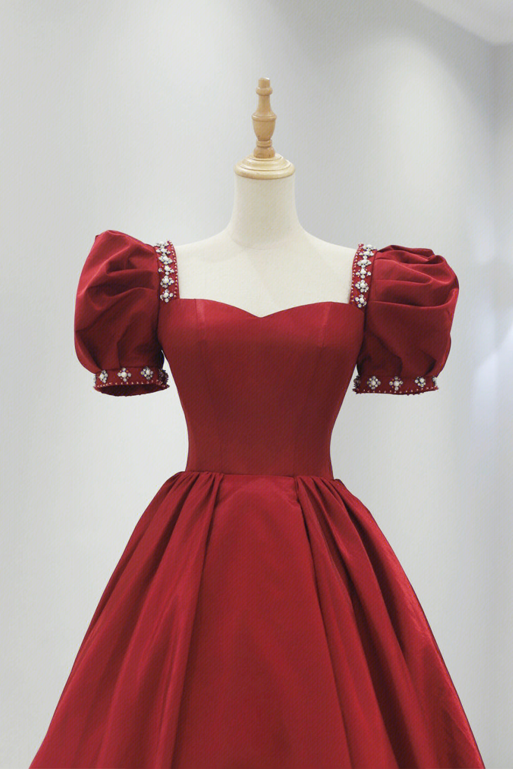 Burgundy Satin Long Prom Dress Outfits For Girls, A-Line Short Sleeve Evening Dress