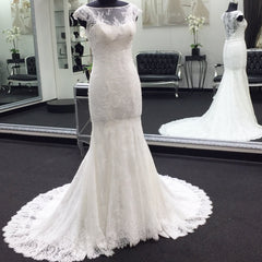 Classic Cap Sleeves White Illusion neck Lace Mermaid Wedding Dress with Court Train