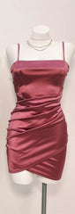 Cute Pleated Red Short Homecoming Dress Outfits For Women Bodycon
