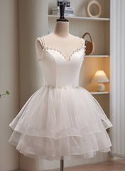 Cute White Short Tulle Beaded Graduation Dress Outfits For Girls, White Short Prom Dress Outfits For Women Formal Dress