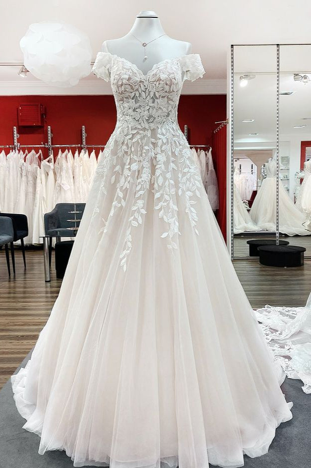 Gorgeous Long A-line Off-the-shoulder Tulle Lace Ruffles Wedding Dress
